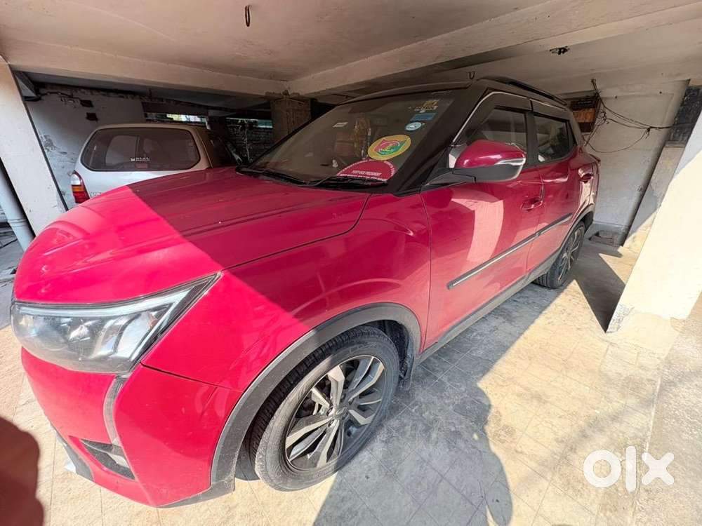 Mahindra Xuv300 2020 Petrol Well Maintained