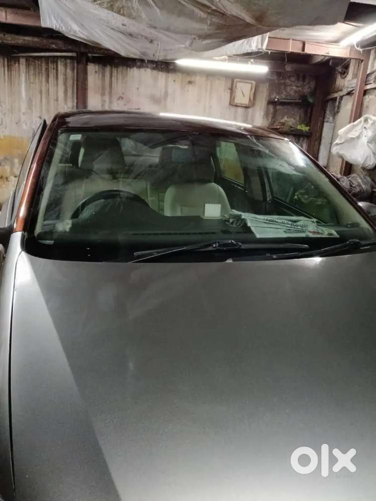 Volkswagen Vento 2011 Mt Petrol Hig7hline