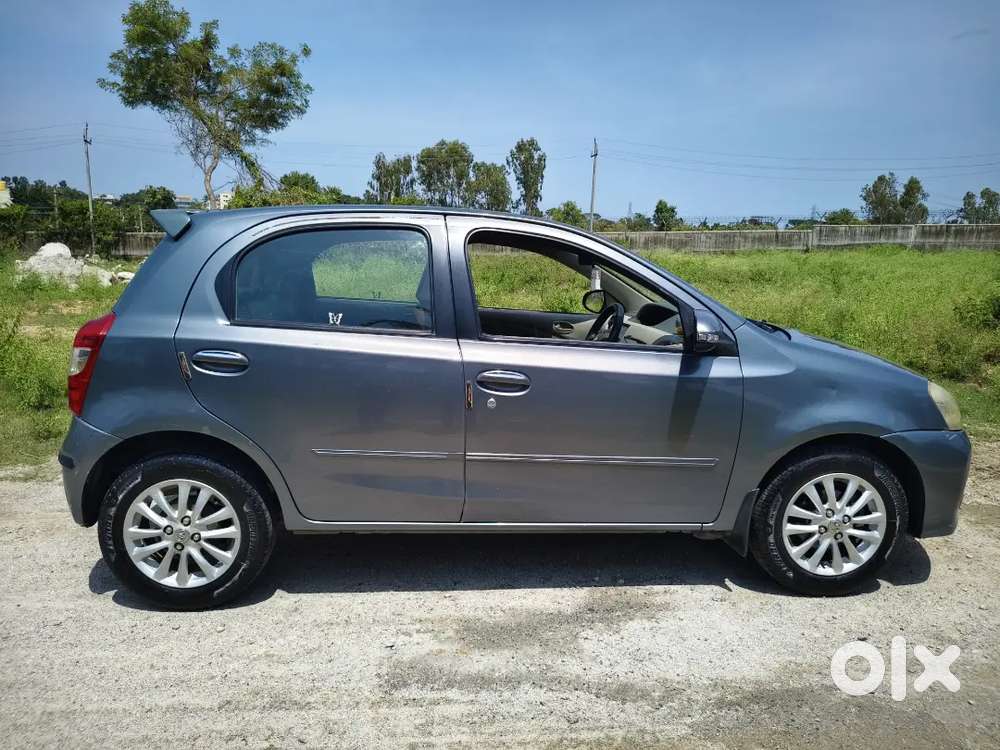Toyota Etios Liva 2013