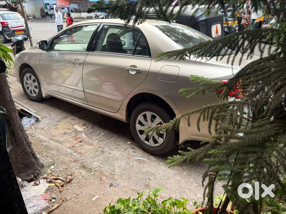 Toyota Corolla Altis 13000km Driven
