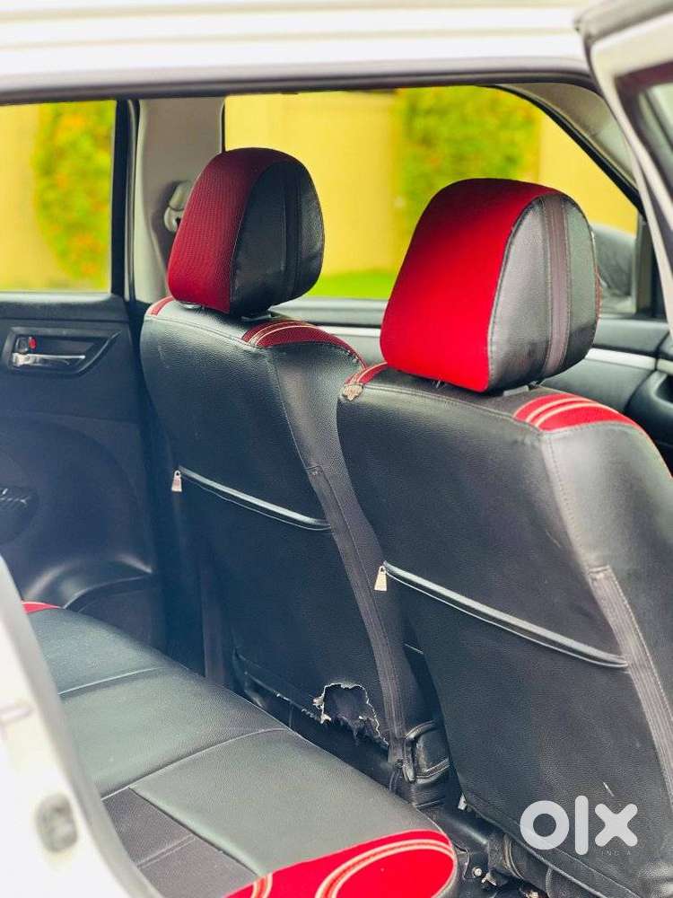 Maruti Suzuki Swift Vxi + Manual, 2016, Petrol