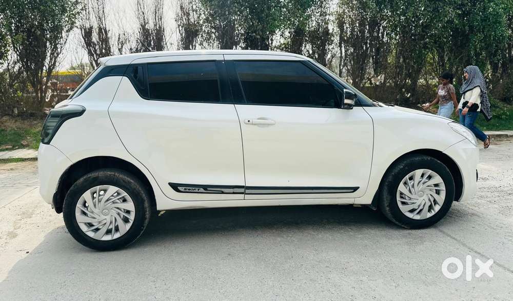 Maruti Suzuki Swift Amt Vxi, 2019, Cng & Hybrids