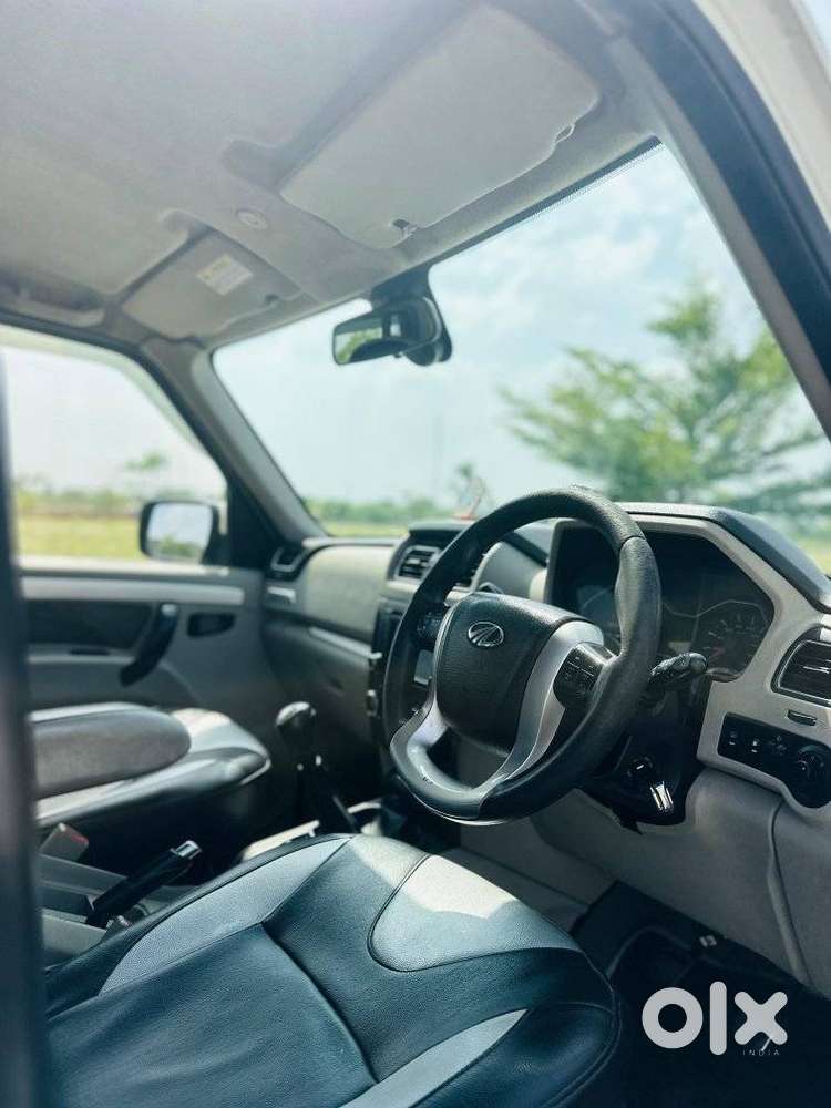 Mahindra Scorpio S10 7 Seater, 2017, Diesel