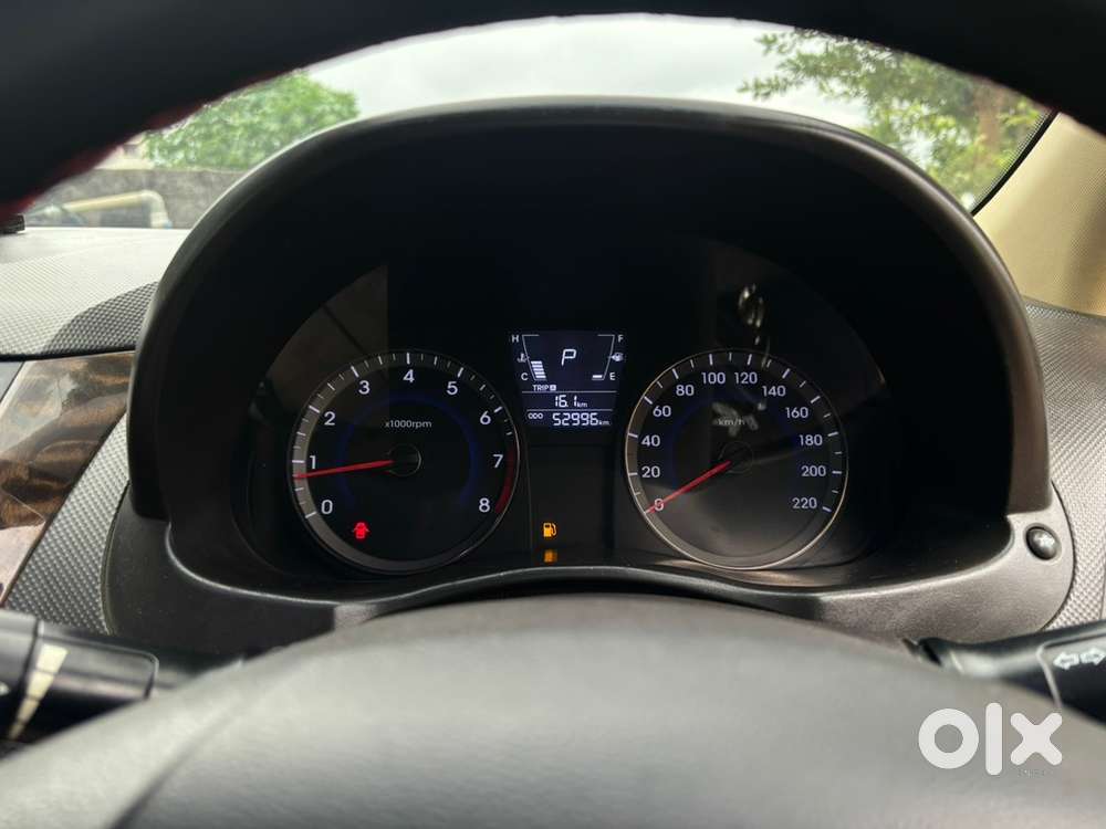 Hyundai Fluidic Verna Petrol 2014