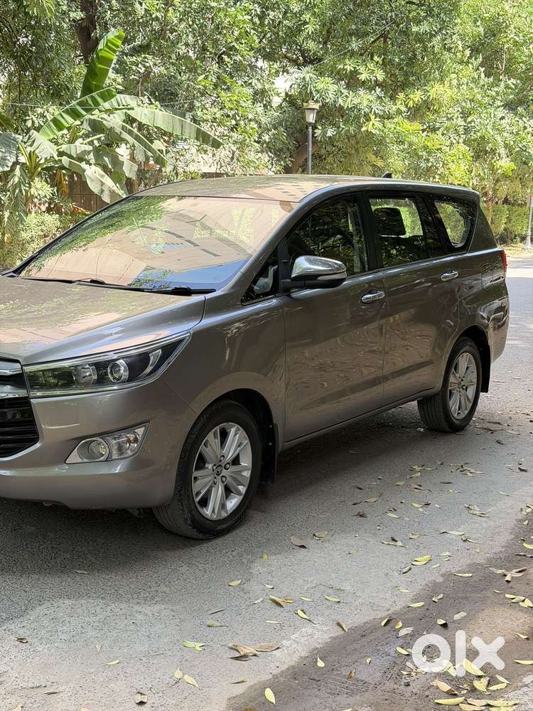 Toyota Innova Crysta 2.4 Z 7 Str, 2016, Diesel
