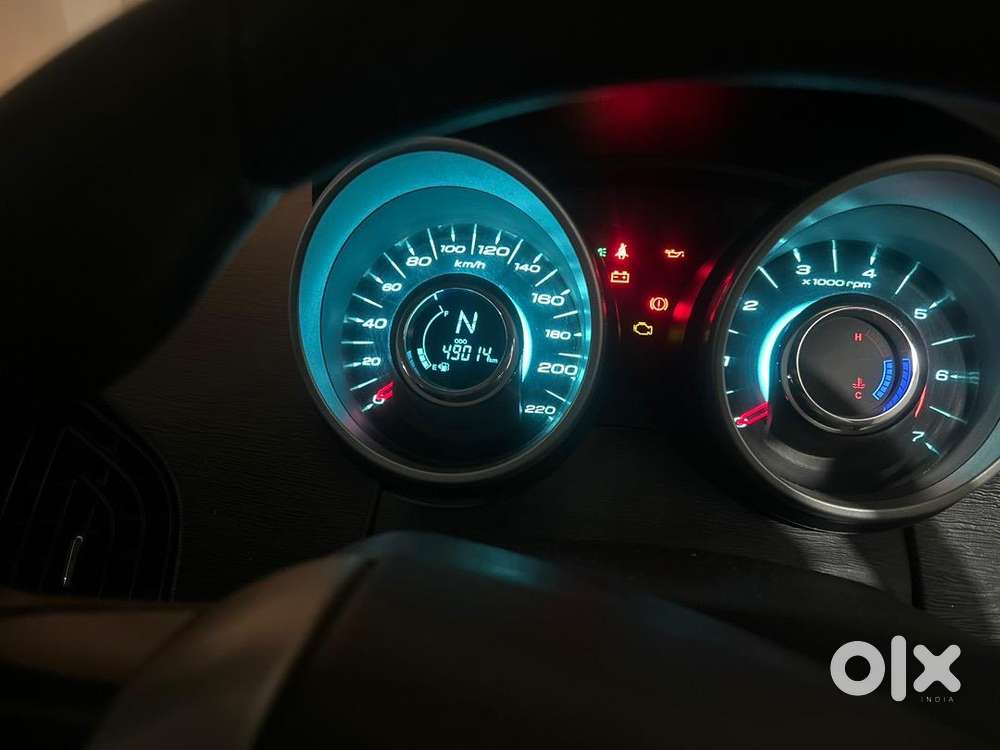 Mahindra Xuv500 2016 Diesel 49300 Km Driven