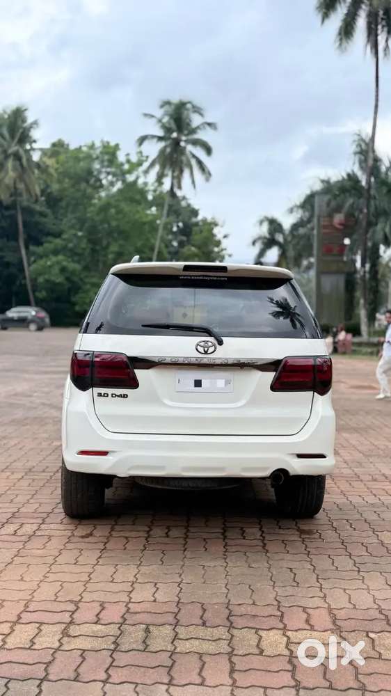 *toyota Fortuner 4x2 * Model 2013 Owner Single Owner Km 1,24,000 S