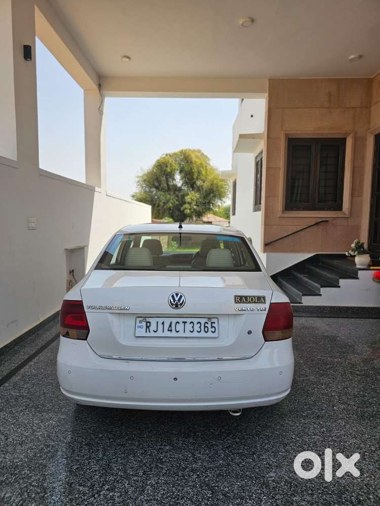 Volkswagen Vento Highline 1.6mt Tdi