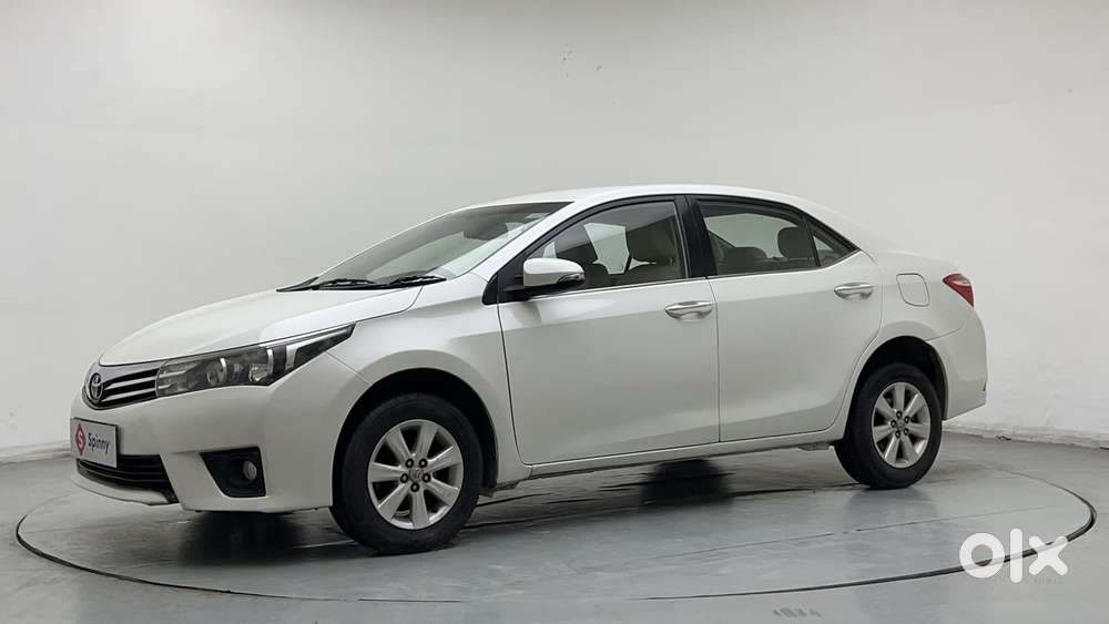 Toyota Corolla Altis 1.8 G, 2015, Petrol
