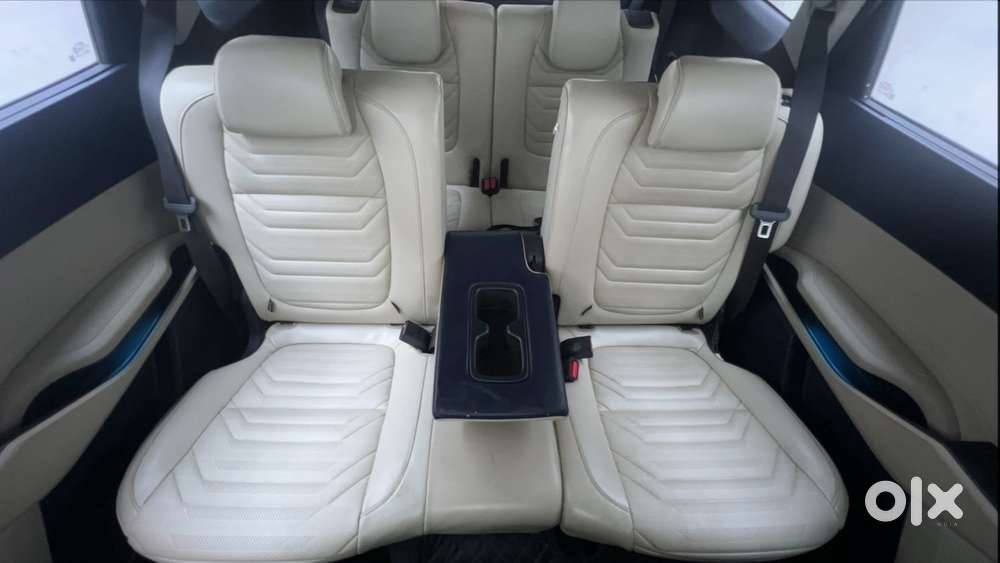 Kia Carens 1.4 Luxury Plus Dct 7 Str, 2022, Petrol