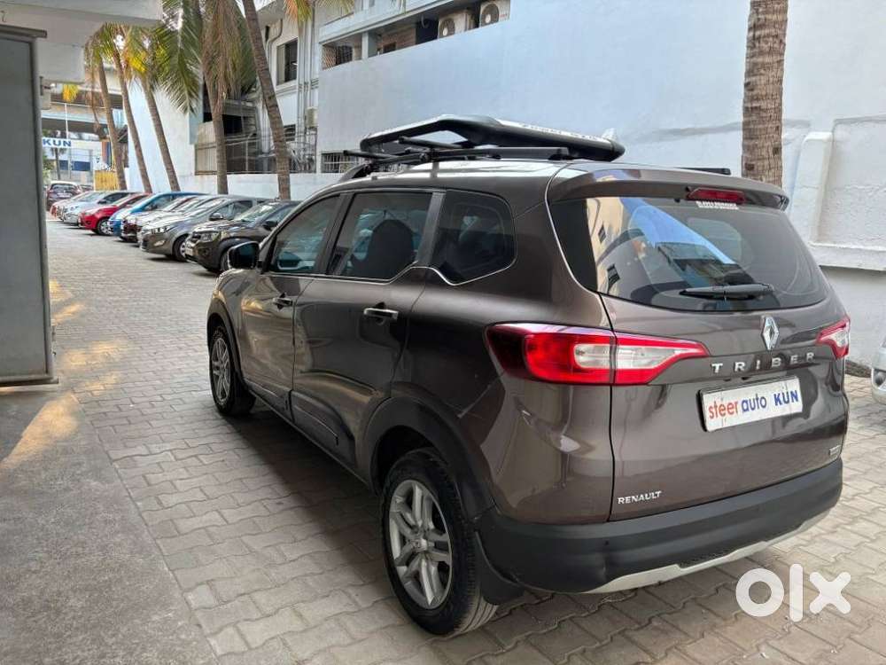 Renault Triber Rxz, 2022, Petrol