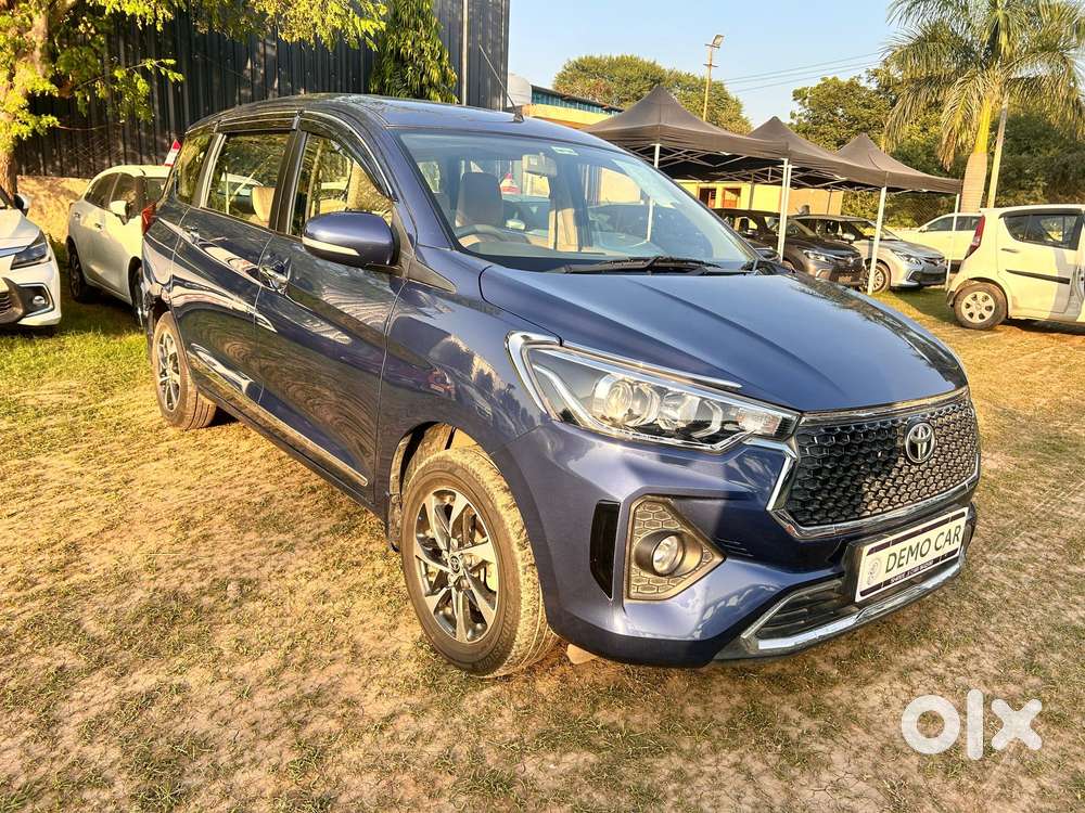 Toyota Rumion V At, 2023, Petrol