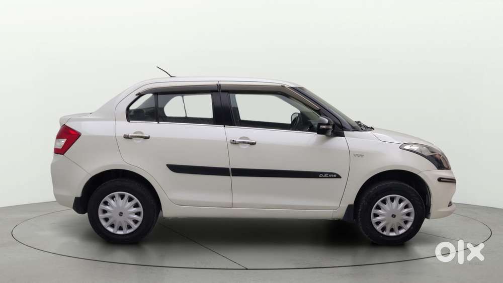 Maruti Suzuki Swift Dzire Vxi Optional, 2016, Petrol