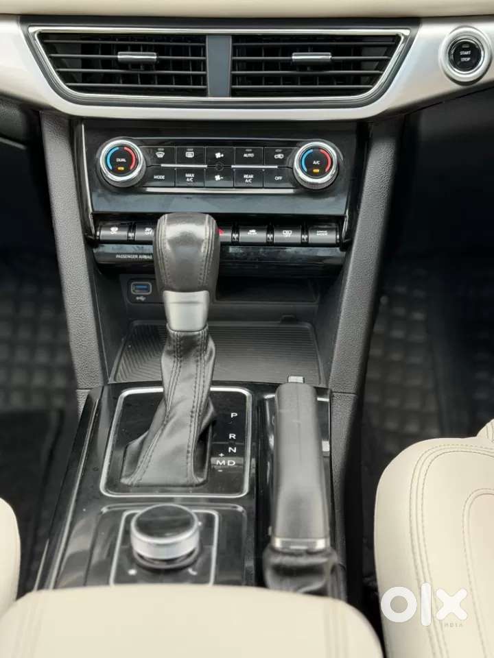 Mahindra Xuv700 2.2 Ax 7 Diesel Mt Str, 2024, Diesel