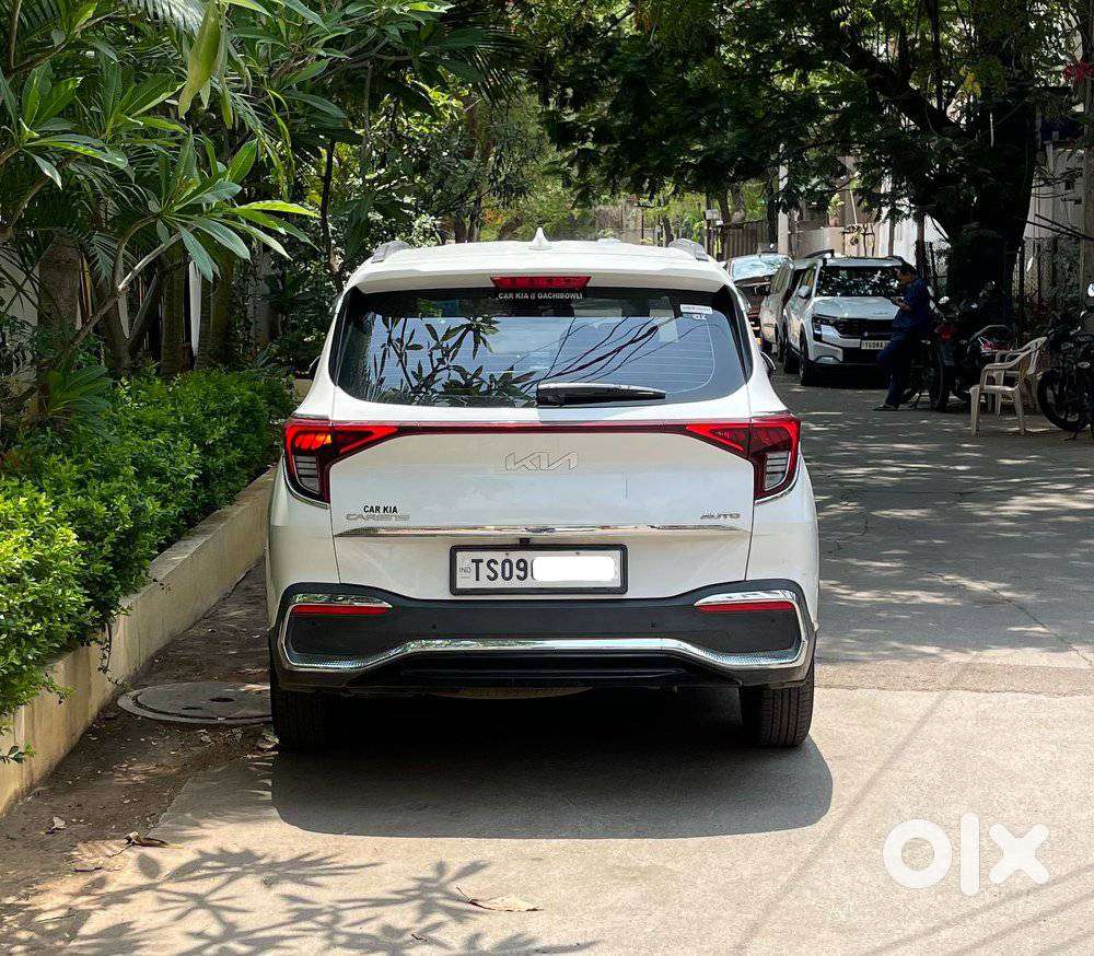 Kia Carens 1.5 Luxury Plus Diesel At 6 Str, 2023, Diesel