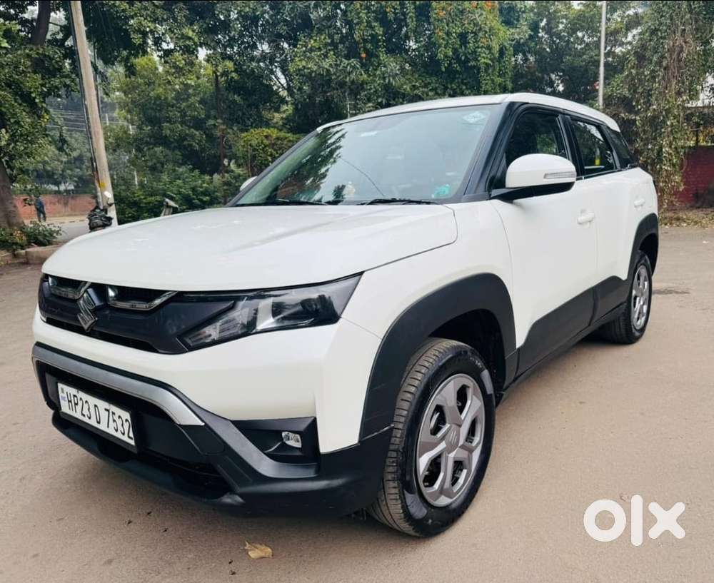 Maruti Suzuki Brezza 1.5 Zxi Cng Dual Tone, 2023, Petrol