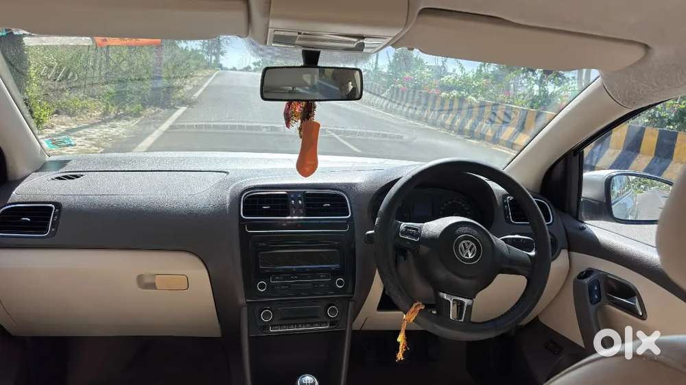 Volkswagen Vento 2012 Drive