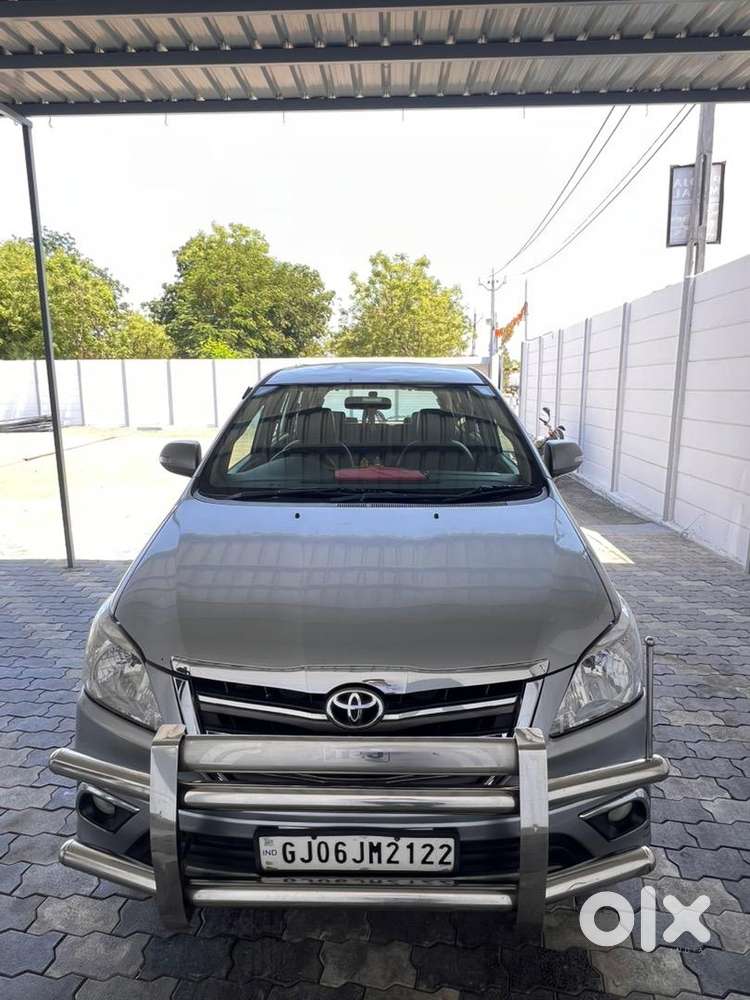 Toyota Innova 2016 Diesel 189000 Km Driven