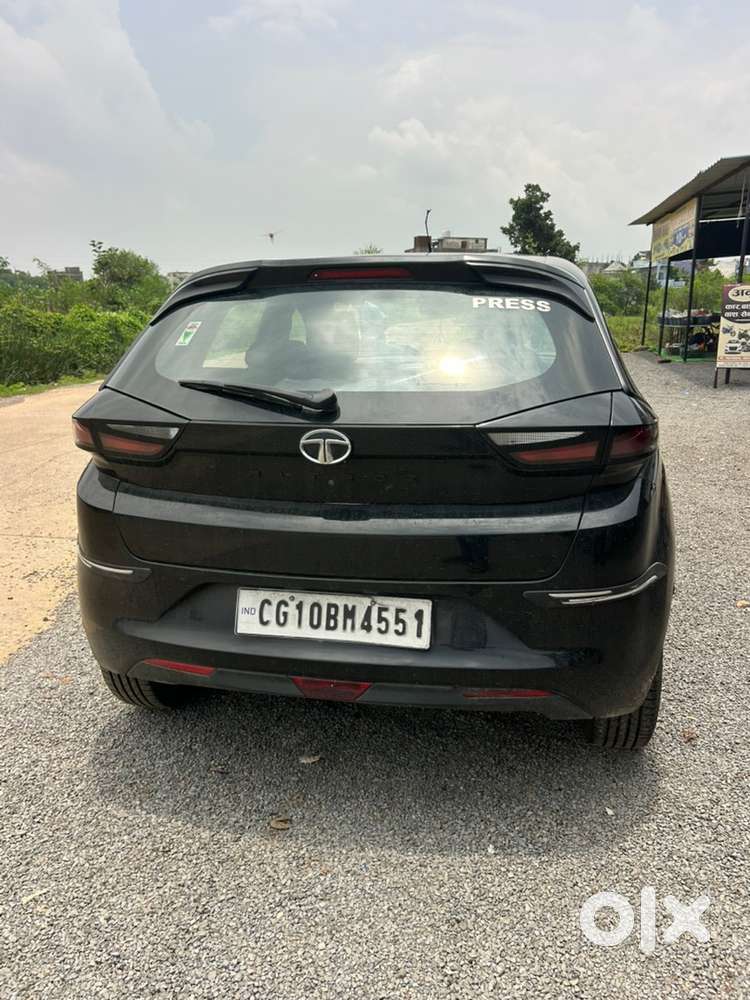 Tata Altroz Petrol Manual 2023