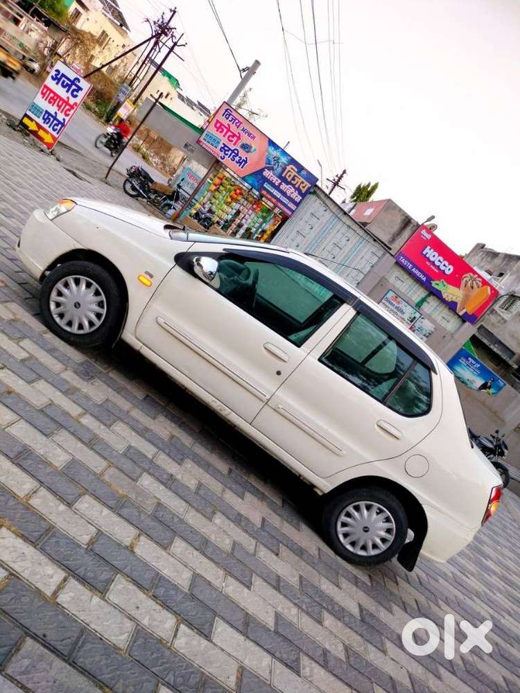 Tata Indigo Ecs Ecs Lx Cr4 Bs-iv, 2015, Diesel