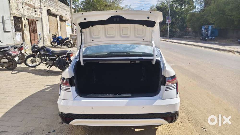 Hyundai New Verna Sx O 1.5 Turbo Gdi Mt, 2024, Petrol