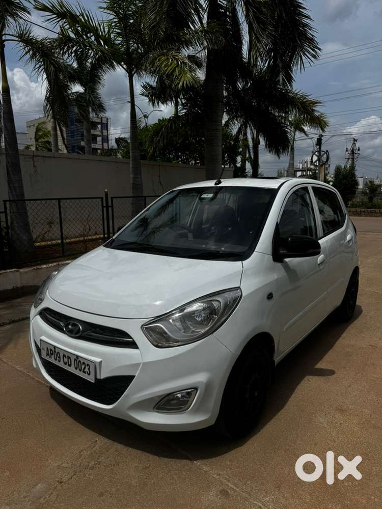 Hyundai I10 Petrol 2011 With Sunroof