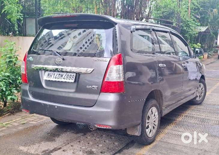Toyota Innova 2.5 G (diesel) 8 Seater, 2012, Diesel
