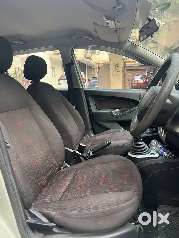 Ford Figo 2010-2012 Petrol Lxi, 2011, Petrol