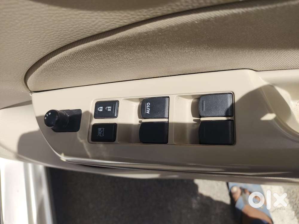 Maruti Suzuki Swift Dzire Vdi Bsiv, 2013, Diesel