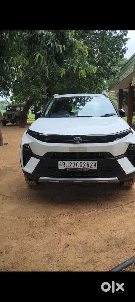Tata Nexon 2025 Cng & Petrol 15000 Km Driven