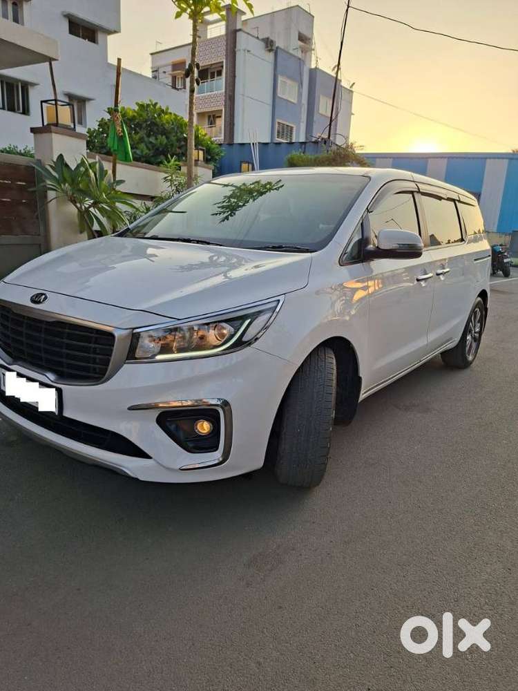 Kia Carnival Premium, 2021, Diesel