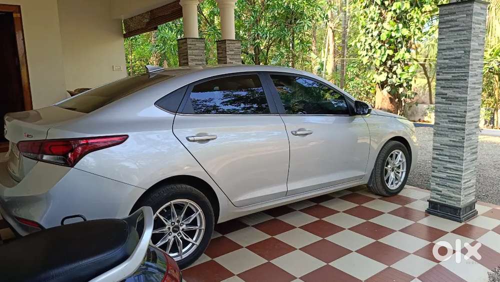 Hyundai Verna Diesel 1.6 D High Quality