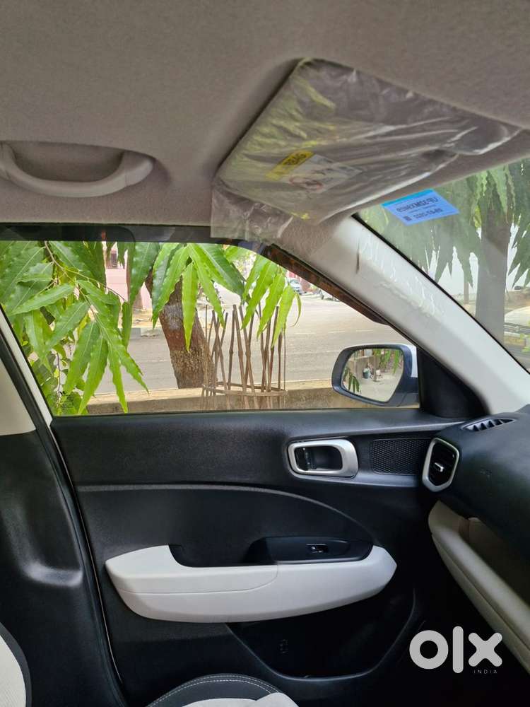 Hyundai Venue Petrol Automatic