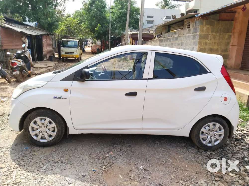Hyundai Eon Petrol/ Lpg Well Maintained