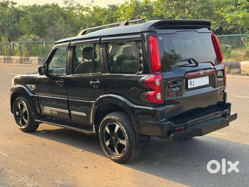 Mahindra Scorpio Classic 2.2 S 11 Mt 7 Str, 2024