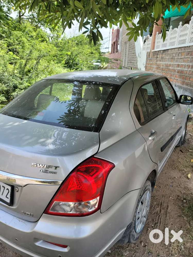 Maruti Suzuki Swift Dzire 2010