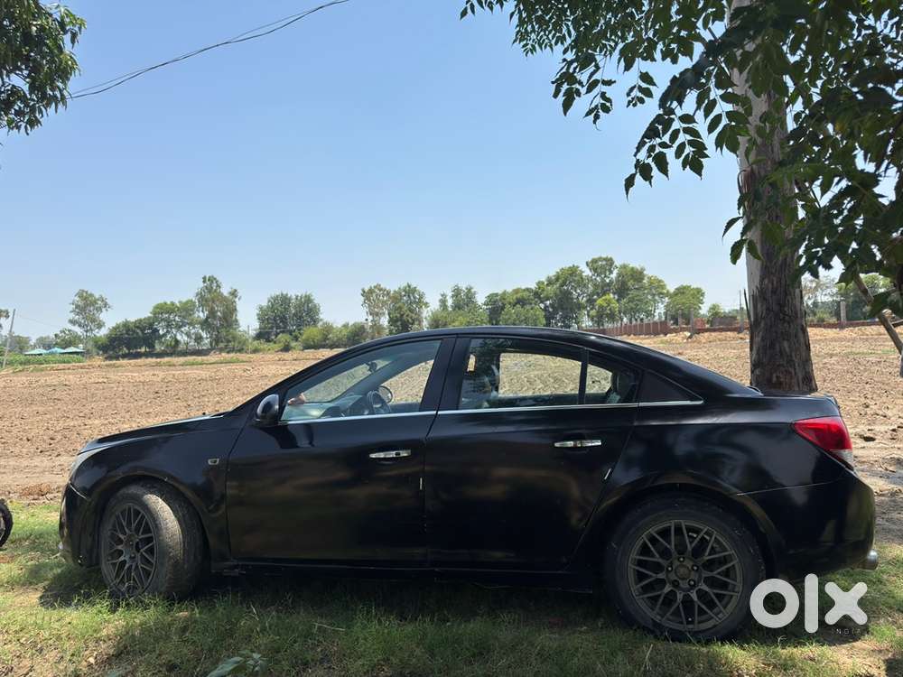 Chevrolet Cruze 2011 Diesel Good Condition