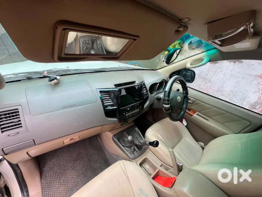 Toyota Fortuner Diesel 2012
