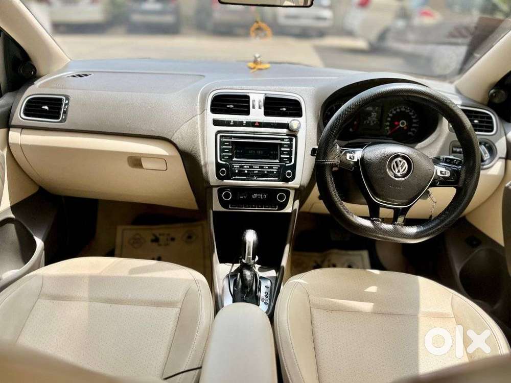 Volkswagen Vento 1.2 Tsi Highline Plus At, 2014, Petrol