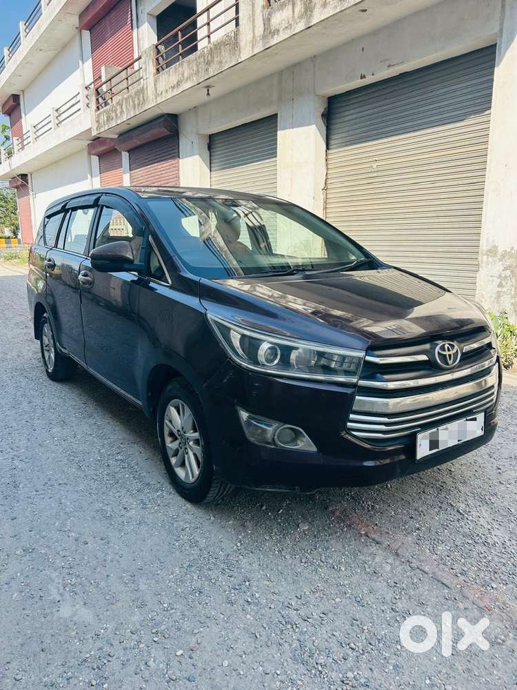 Toyota Innova Crysta 2.8 Gx At, 2016, Diesel