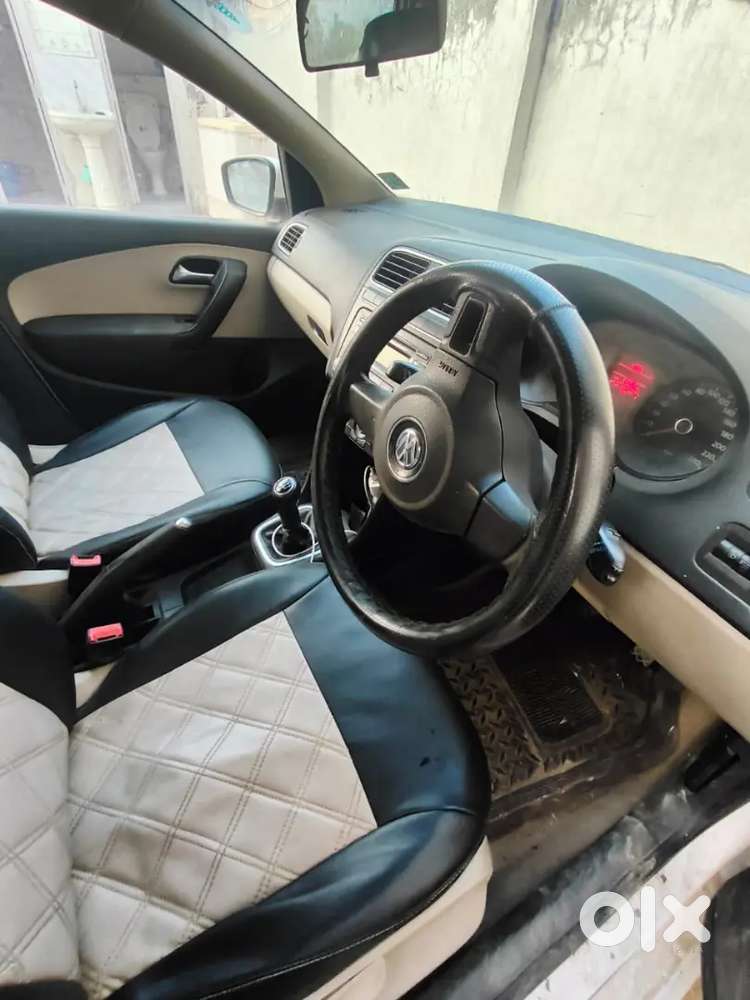 Volkswagen Polo 2011 Diesel 70000 Km Driven