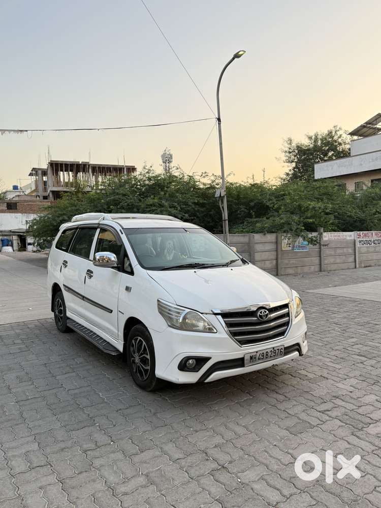 Toyota Innova 2.5 Gx (diesel) 7 Seater Bs Iv, 2013, Diesel