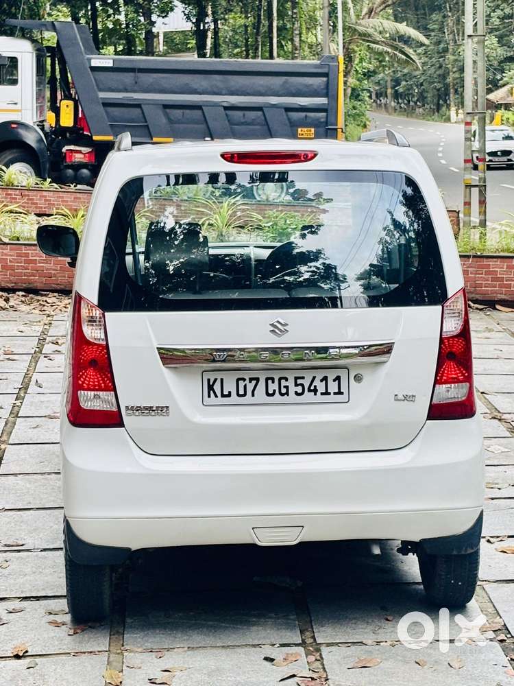 Maruti Suzuki Wagon R Lxi 1.0, 2016, Petrol