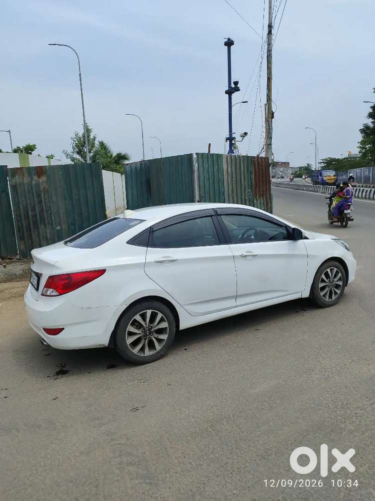 Hyundai Verna 2014 Petrol Manual Fluidic