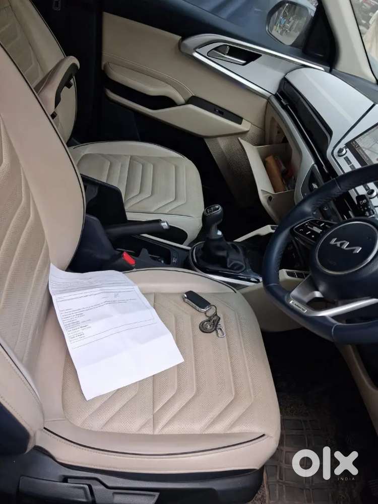 Kia Carens 2024 Diesel Well Maintained
