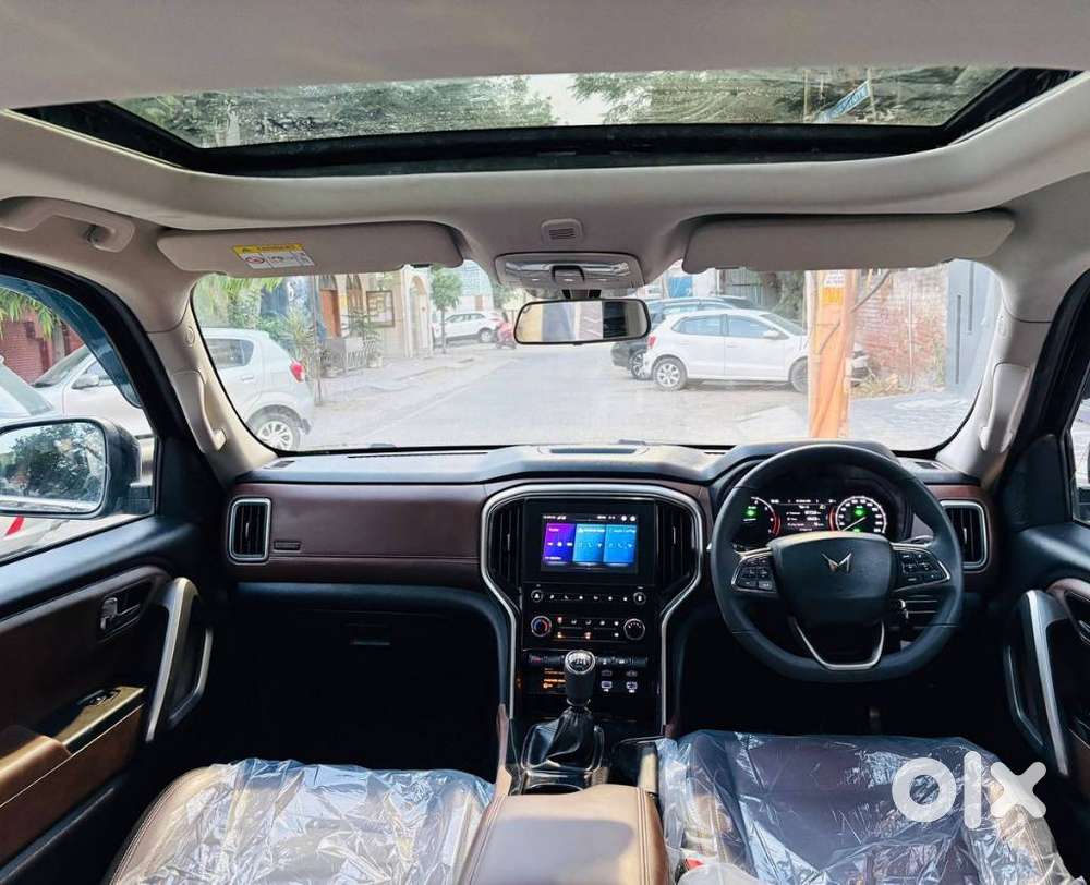 Mahindra Scorpio N Z8 Petrol Mt 7 Str, 2025, Petrol