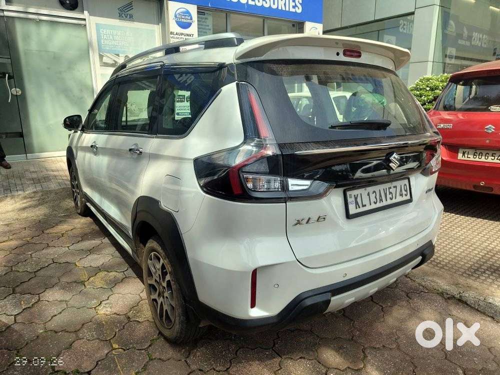 Maruti Suzuki Xl6 Alpha At, 2022, Petrol