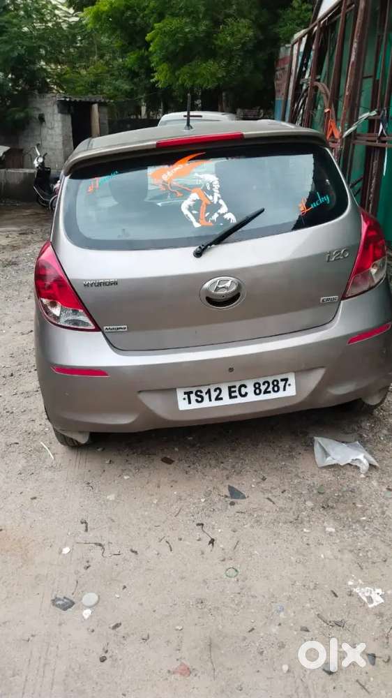 Urgent Sale Don't Car Spiny Persons And Cars24 Persons