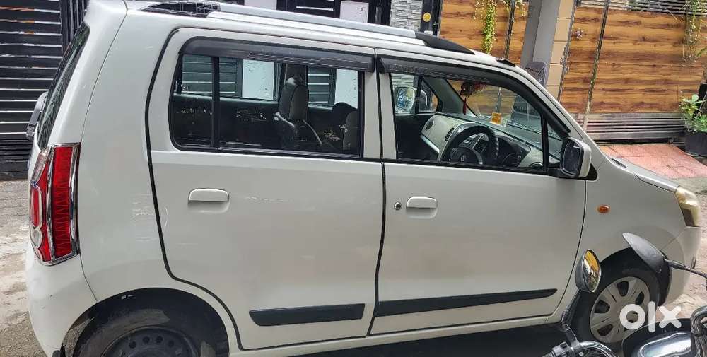 Maruti Suzuki Wagon R 2014 Petrol Well Maintained