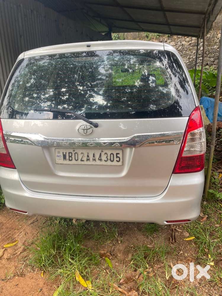 Toyota Innova Diesel 2012